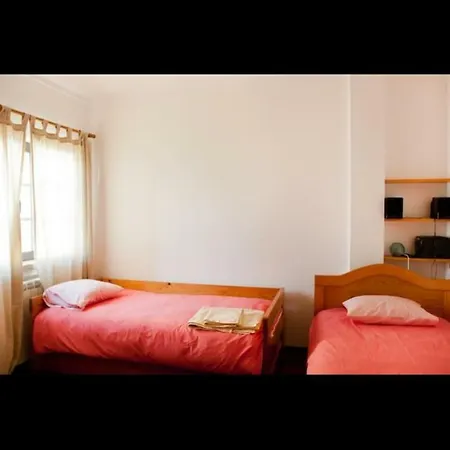 Large With Large Garden Bbq Area Pool And Annex Fully Detached Villa *