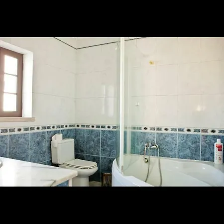 Large With Large Garden Bbq Area Pool And Annex Fully Detached Villa *