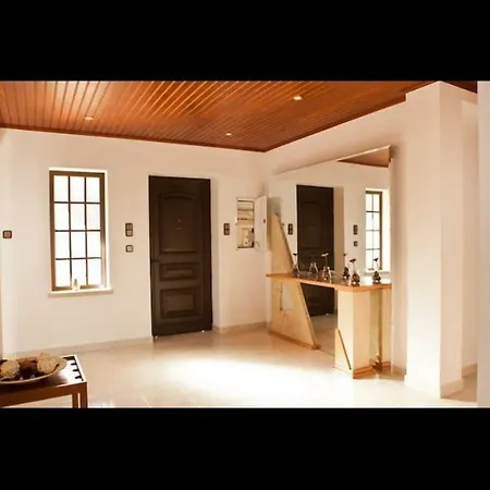 Large With Large Garden Bbq Area Pool And Annex Fully Detached Villa Torres Vedras